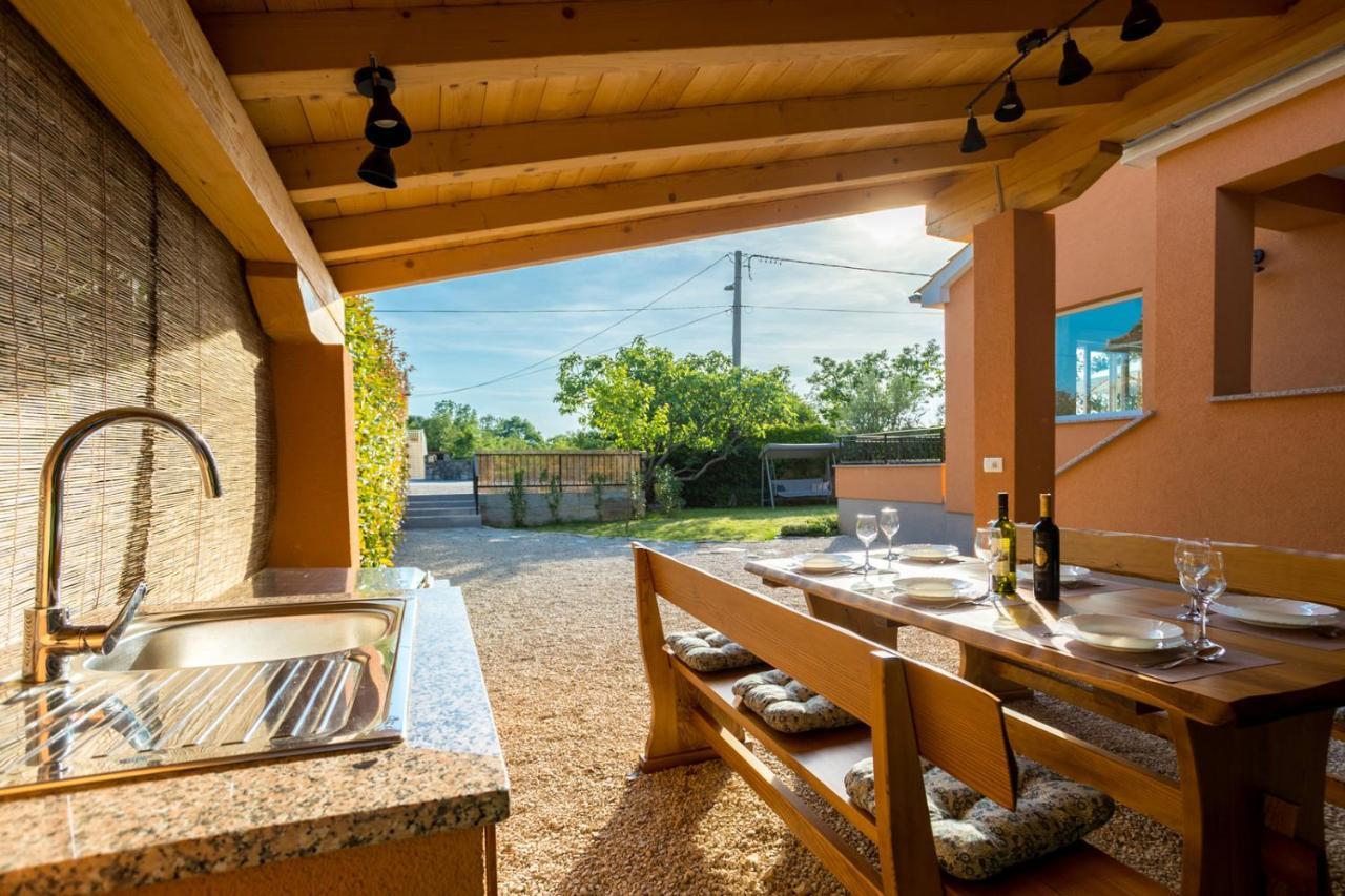 Holiday House Toici Nenadici  Exterior photo